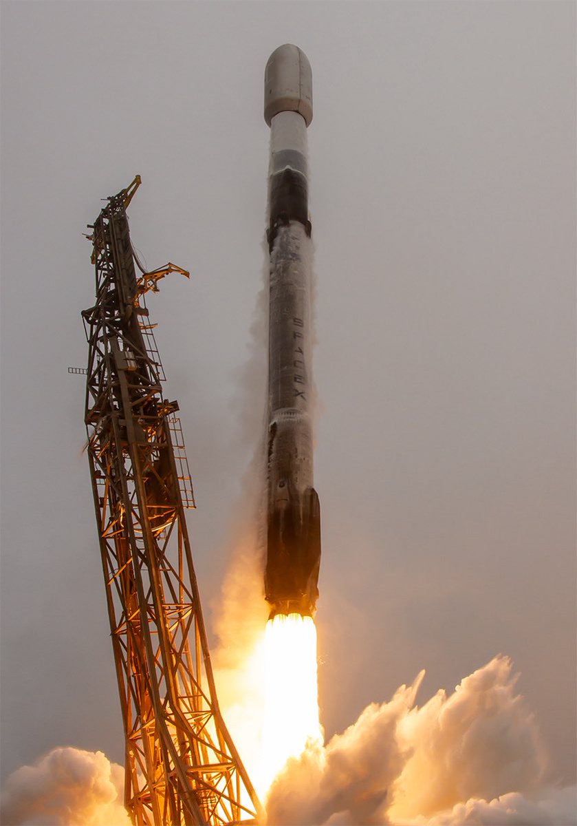 billmeco's tweet image. #SpaceX #Falcon 9 launches 70 payloads to orbit on the #Transporter-14 rideshare mission from #SLC-4E #VSFB June 23, 2025