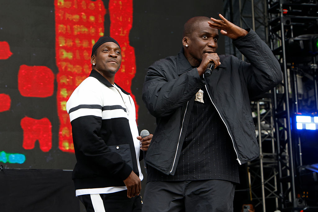 Clipse Leak Kendrick Lamar’s Verse on “Chains &amp; Whips” Amid Label Fallout trib.al/kLpirVR