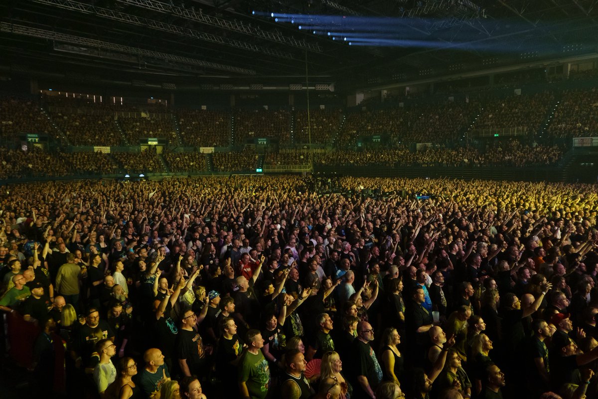 Nick_Baker777's tweet image. #IronMaiden
#RunForYourLivesWorldTour
#BirminghamUK 21st June '25
What a night!! Amazing show by the legendary Iron Maiden 🤘
But holy sh*t was it hot in there 🥵
Men's rest room was a certified sweat box...
But, apart from the unbearably high temperatures, it was superb 😙👍