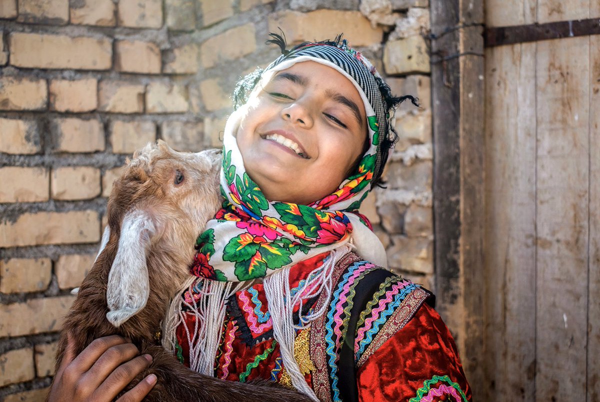 Just minted "Friends" by <a href="/ElahehMollaei/">Elaheh Mollaei</a> on <a href="/objktcom/">objkt.com</a>