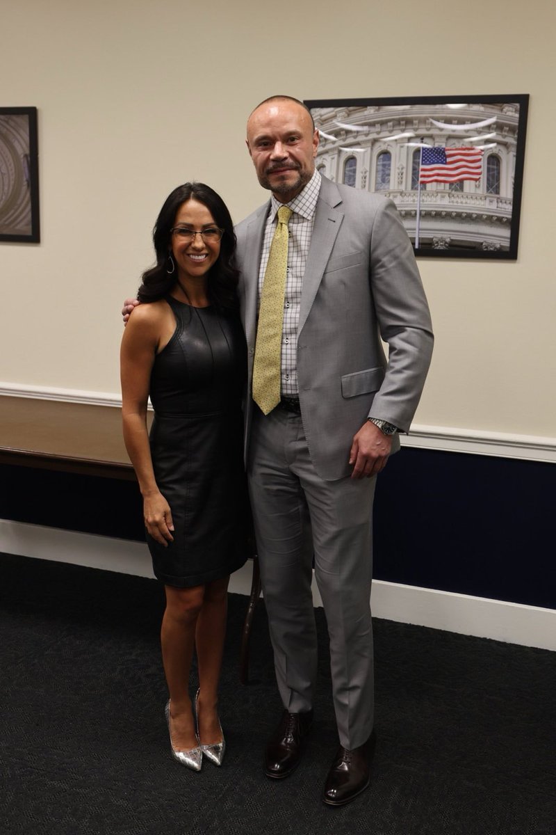 RepBoebert's tweet image. The FBI is back to working FOR the American people and keeping us safe, like investigating hospitals in Colorado and beyond for mutilating our children with radical trans surgeries.
Thanks for the briefing and for serving our country, @DBongino!