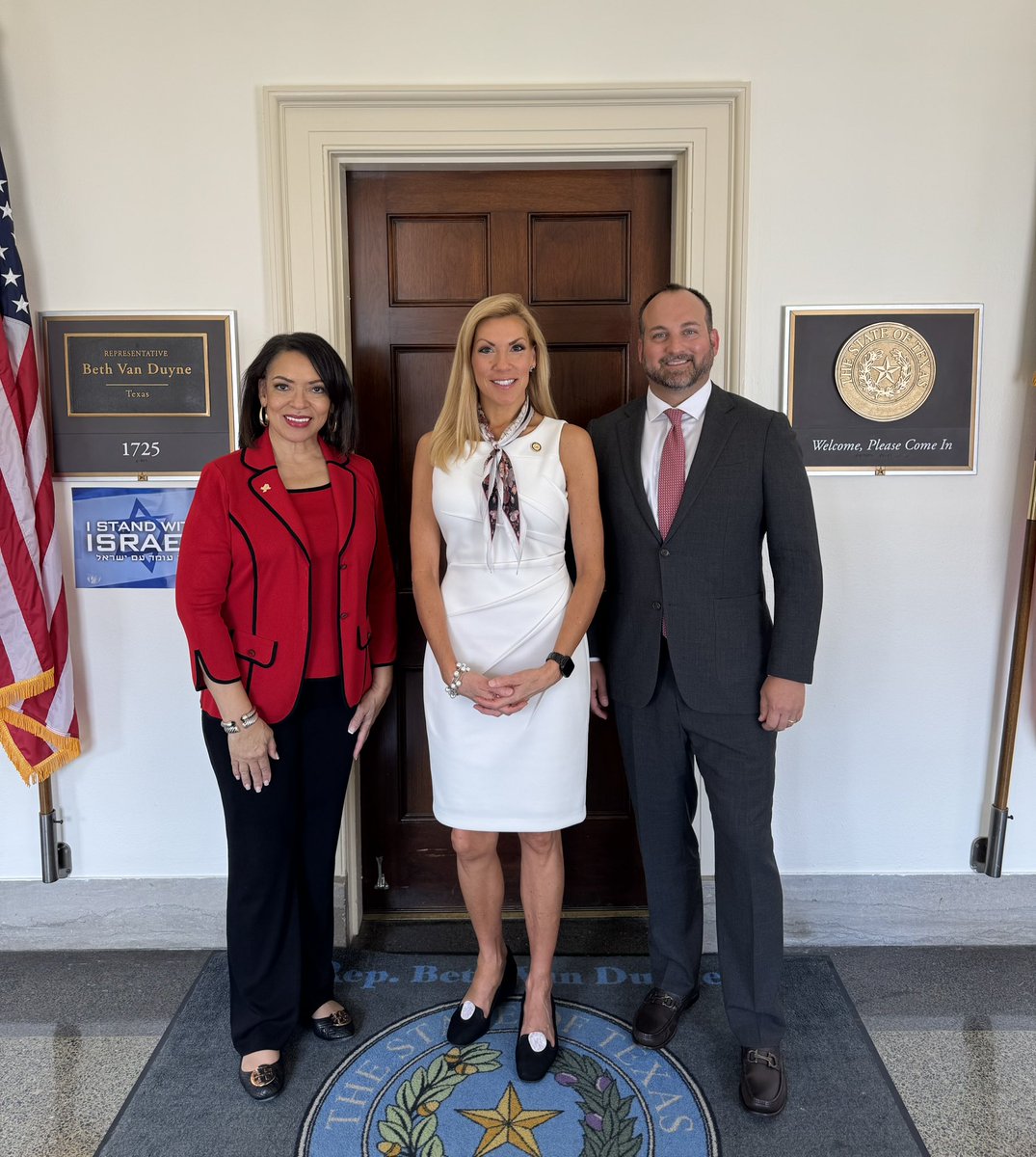 Charles Cascio (@txcascio) on Twitter photo Thank you for the time <a href="/RepBethVanDuyne/">Congresswoman Beth Van Duyne</a>!
It was great meeting with you to discuss
βοΈ supporting family caregivers
βοΈ improving Social Security Admin wait times and the 50+ in Dallas & Texas.
#AARPontheHill <a href="/AARPTX/">AARP Texas</a> πΊπΈ Thank you for the time <a href="/RepBethVanDuyne/">Congresswoman Beth Van Duyne</a>!
It was great meeting with you to discuss
βοΈ supporting family caregivers
βοΈ improving Social Security Admin wait times and the 50+ in Dallas & Texas.
#AARPontheHill <a href="/AARPTX/">AARP Texas</a> πΊπΈ