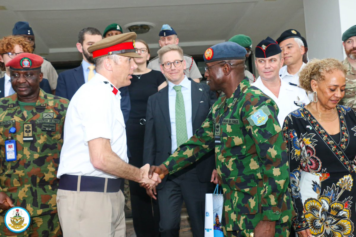 A privilege to be amongst an international audience to learn from AVM Daramola and his team about the Nigerian Air Force’s latest Civil Military Relations Initiatives! 
#CivMilRelations
#Collaboration
#GoFarGoTogether
@JapaninNigeria
Photo credits: NAF