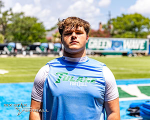 Six Star Football | PLUS+ (@sixstarfootball) on Twitter photo EVENT COVERAGE | Trenches Takeover: OL Prospects Shine at Tulane Prospect Camp
🏈 Size, strength & technique stood out in 1-on-1s
📈 Several linemen boosted their recruiting stock in front of coaches
STORY ▶️ sixstarfootball.com/article/event-…
<a href="/ChaseAllen_72/">Chase Allen</a> <a href="/Owen5210/">Owen Bernard C/O 2027</a> <a href="/PrestonOLDL/">Preston Bernard C/O 2027</a> EVENT COVERAGE | Trenches Takeover: OL Prospects Shine at Tulane Prospect Camp
🏈 Size, strength & technique stood out in 1-on-1s
📈 Several linemen boosted their recruiting stock in front of coaches
STORY ▶️ sixstarfootball.com/article/event-…
<a href="/ChaseAllen_72/">Chase Allen</a> <a href="/Owen5210/">Owen Bernard C/O 2027</a> <a href="/PrestonOLDL/">Preston Bernard C/O 2027</a>