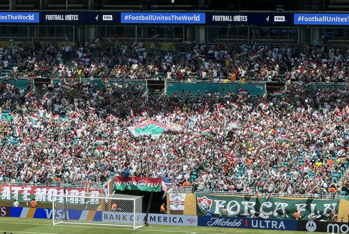 lizzy_becherano's tweet image. The Fluminense supporters section at Hard Rock Stadium for the final group stage match against Mamelodi Sundowns: