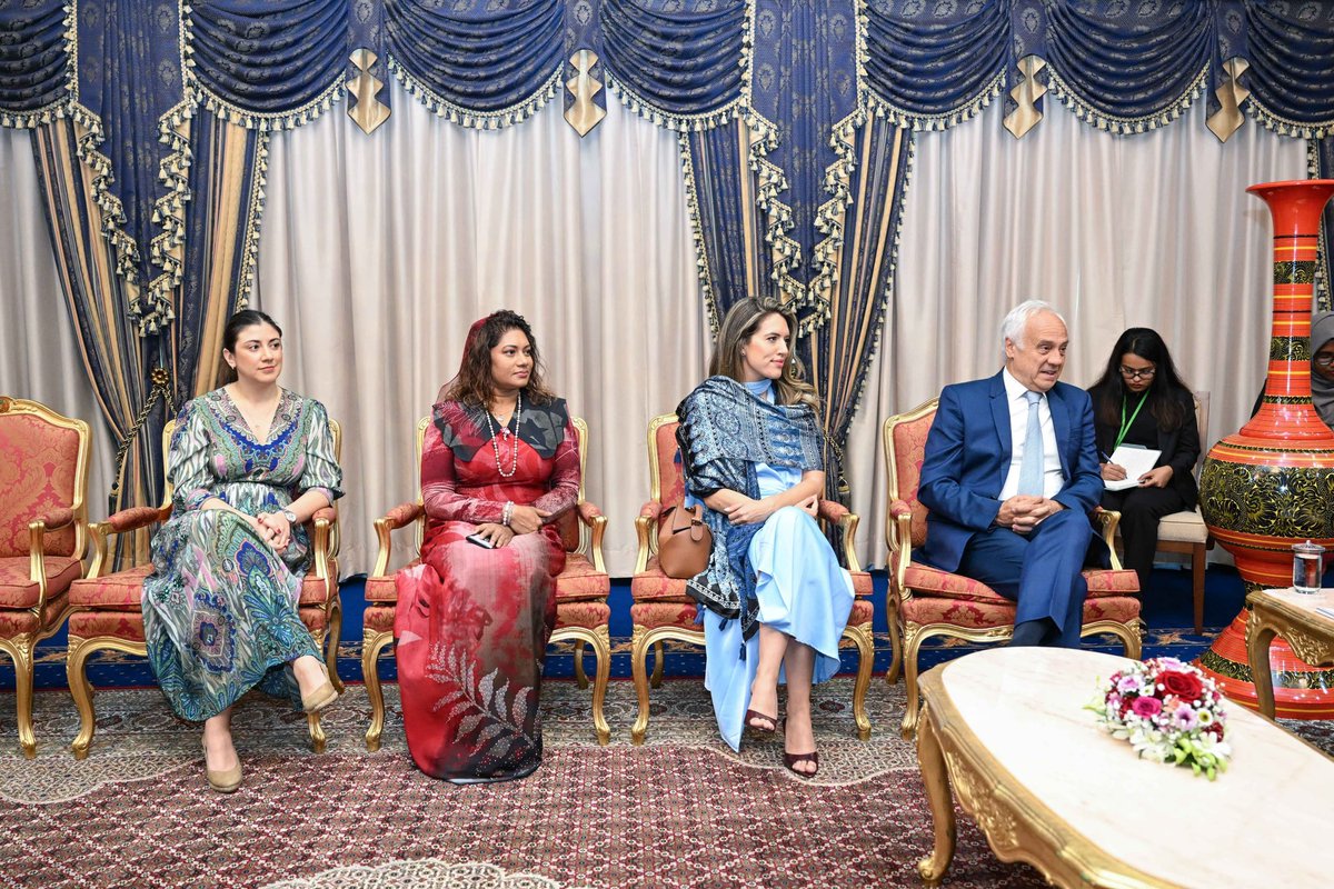 Emb. de España en India / Spanish Embassy in India (@embespindia) on Twitter photo Amb. Juan Antonio March Pujol, presented Letters of Credence as Ambassador of 🇪🇦 to 🇲🇻 to President Dr. <a href="/MMuizzu/">Dr Mohamed Muizzu</a> yesterday in Malé.
Emb. Juan Antonio March Pujol presentó ayer Cartas Credenciales como Embajador de 🇪🇦 en 🇲🇻 ante el Presidente Dr. <a href="/MMuizzu/">Dr Mohamed Muizzu</a>
#SpainInMaldives Amb. Juan Antonio March Pujol, presented Letters of Credence as Ambassador of 🇪🇦 to 🇲🇻 to President Dr. <a href="/MMuizzu/">Dr Mohamed Muizzu</a> yesterday in Malé.
Emb. Juan Antonio March Pujol presentó ayer Cartas Credenciales como Embajador de 🇪🇦 en 🇲🇻 ante el Presidente Dr. <a href="/MMuizzu/">Dr Mohamed Muizzu</a>
#SpainInMaldives
