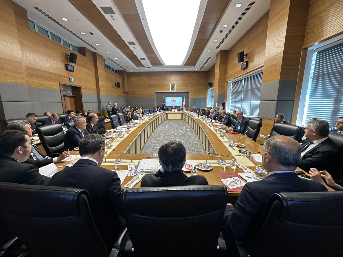 📍TBMM

KİT Komisyonu’nda bugün; Çay İşletmeleri Genel Müdürlüğü ve Türkiye Şeker Fabrikaları A.Ş.‘nin 2021-2022 yıllarına ait hesaplarına ilişkin denetim görüşmelerini tamamladık. 

Kurumlar, komisyonumuz tarafından ibra edilmiştir, hayırlı olsun.