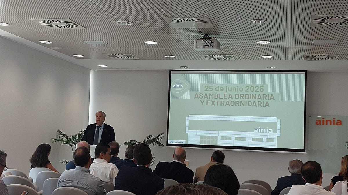 📢 Nuestro secretario técnico, <a href="/GironellaJuan/">juan martinez gironella</a>, ha participado en la Asamblea General de <a href="/ainiatecnologia/">ainia</a>

✅ Sin duda, el encuentro ha sido una excelente oportunidad para compartir visiones, fortalecer nuestra colaboración y seguir impulsando la innovación en el sector.