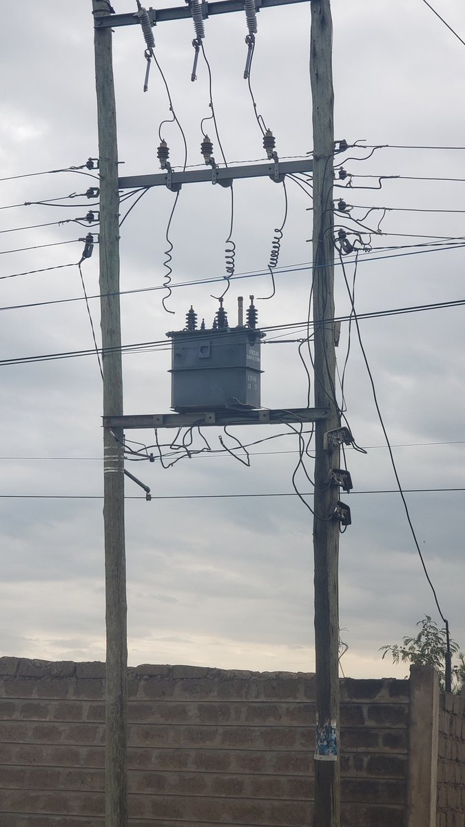 isaacmasenge's tweet photo. @KenyaPower_Care two days down the line and nothing is being done here at seme area katani. https://t.co/60FC8mmhwW