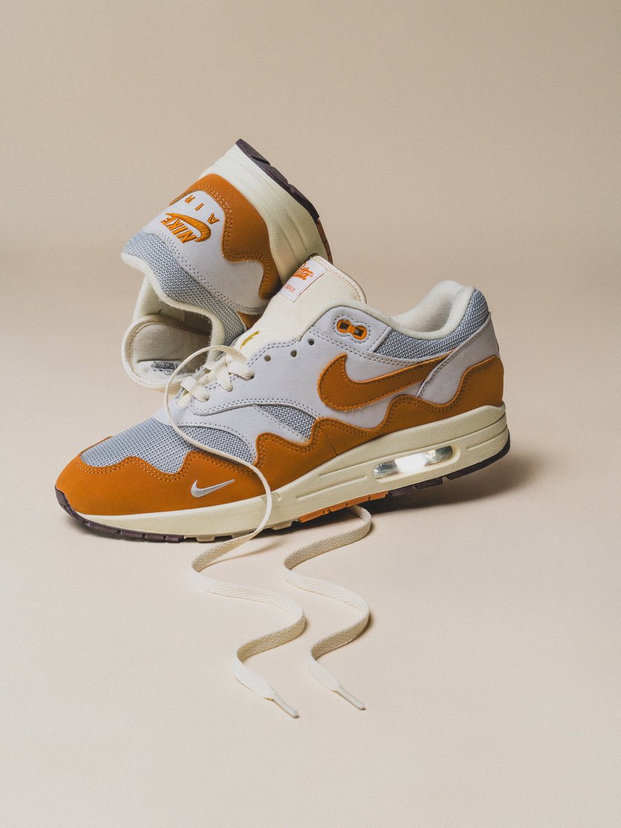 Life doesn’t always go how we want, and that’s ok. In fact, it’s better than ok, it’s necessary. That’s what these shoes remind me of.

The waves aren’t just a design. To me, they speak of growth, change, and staying consistent when everything around you isn’t.

With each wave,