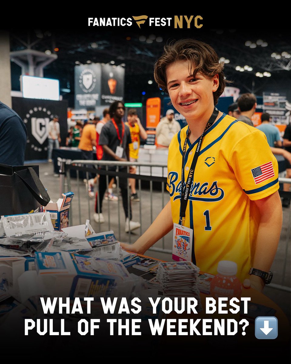 FanaticsFest's tweet image. Collectors, what was the one card that made your whole weekend? Tell us your best pull in the comments 🔥👇