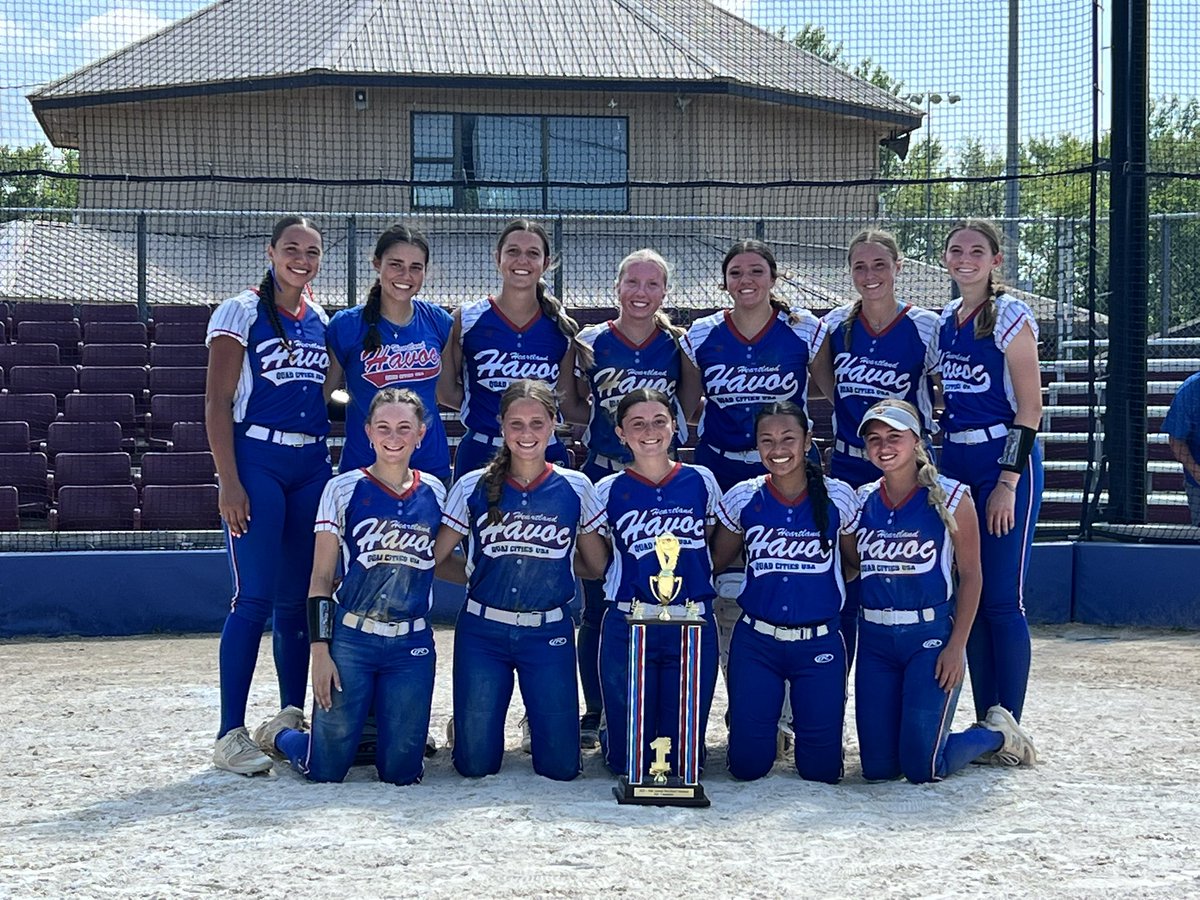 khloelegner1's tweet photo. Great 1st weekend out with @07Heartland ended up going 6-0 and taking the ship! Loved being back on the field with my team for our final run this summer!! Next up… Great Lakes Firecracker in Indy!! https://t.co/lnJ2fnJPnS