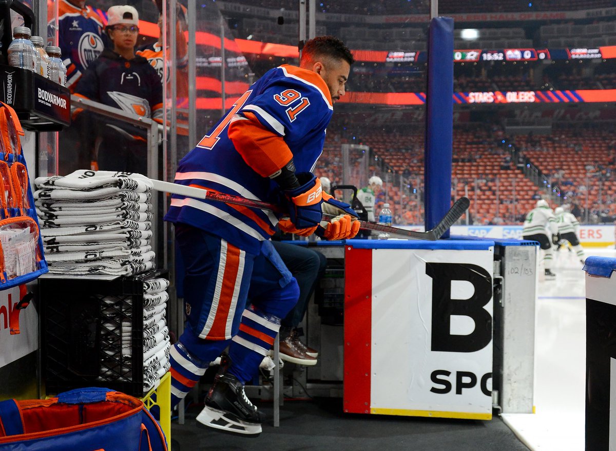 Evander Kane (@evanderkane) on Twitter photo As my time with the <a href="/EdmontonOilers/">Edmonton Oilers</a> has now come to a close, I want to take a moment to sincerely thank the entire organization, my teammates, and the incredible community of Edmonton.
To the Oilers Ownership, front office, coaching staff, and trainers—thank you for believing in As my time with the <a href="/EdmontonOilers/">Edmonton Oilers</a> has now come to a close, I want to take a moment to sincerely thank the entire organization, my teammates, and the incredible community of Edmonton.
To the Oilers Ownership, front office, coaching staff, and trainers—thank you for believing in