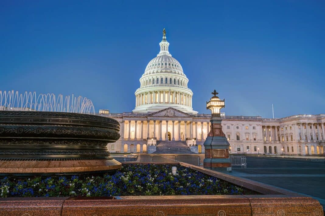 HR_Exec's tweet image. Recent layoffs by the U.S. government highlight critical lessons that the private sector needs to heed, according to expert Elin Thomasian. What should HR leaders look out for here? ow.ly/qrCT50WfsWZ  #HRLeadership #WorkplaceTrends