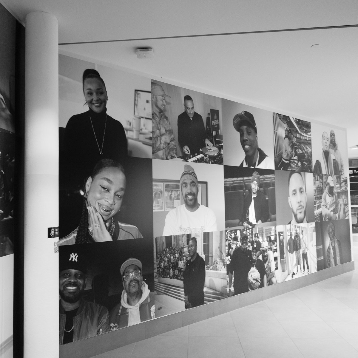 ajaniphoto's tweet photo. I am thrilled to announce that on June 17th, 2025, after being extended twice for a total of eight months, an exciting fourth wall expansion of my solo Project T-Dot art exhibit was installed at Billy Bishop Toronto City Airport.
More info: https://t.co/w0HrdS6etc. #projecttdot https://t.co/hEASbyVstQ