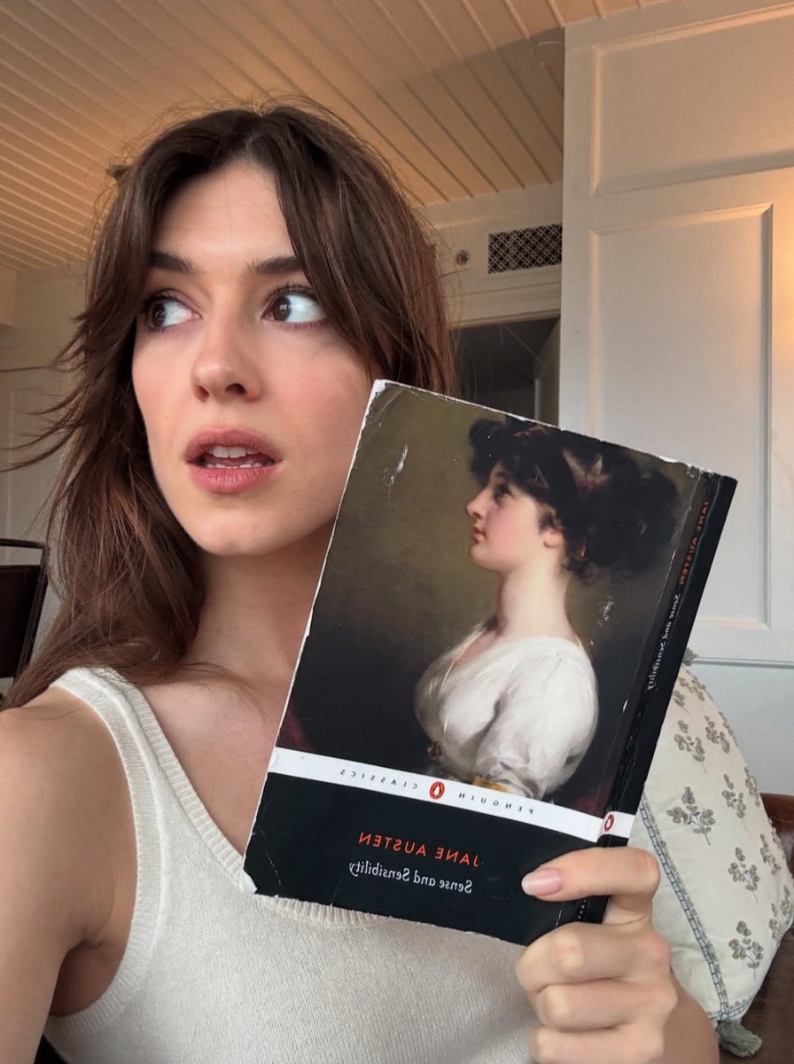 SENSE AND SENSIBILITY starring Daisy Edgar-Jones. Directed by Georgia Oakley. 

Coming soon from Focus Features and Working Title Films.