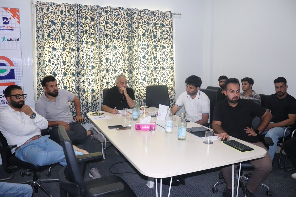 fainalysis's tweet image. The #startup space is brewing in #Kashmir valley. Today had the pitch day for short listed startups at #CIED-IUST to be considered for funding under various schemes under which the incubation centre offers support to promising ones.

Was happy to see some very promising startups