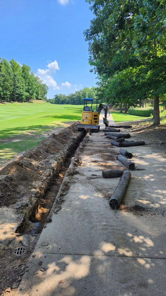 standardkev's tweet image. The first closed days we've had in a while.  Let's get some work done!
#TheLegacyCourse #AlabamaSummer