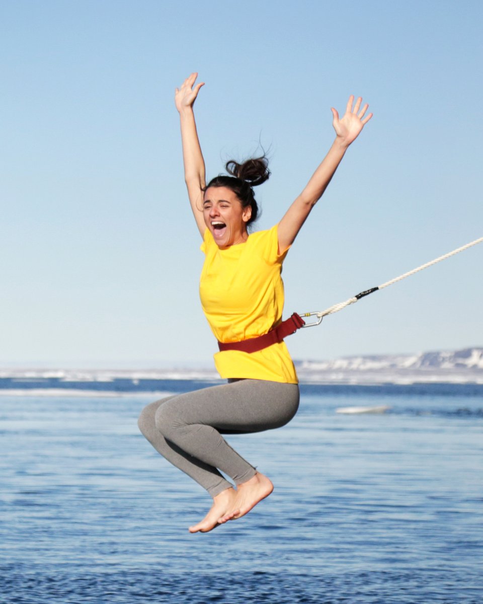 Ready to EARN your Polar badge? Take the Polar Plunge and leap into the icy waters of the Arctic or Antarctica. It’s cold, it’s wild, and it’s a rite of passage you’ll never forget  🧊👙 

📸 Michelle Sole, Acacia Johnson, and David Merron
#PolarPlunge #QuarkExpeditions