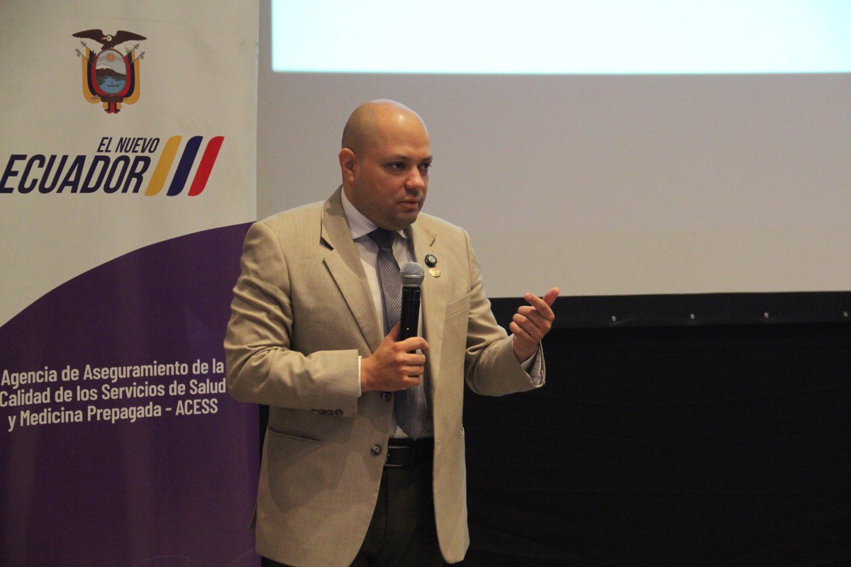 🤝 Esta comisión articulará acciones para fortalecer, monitorear y evaluar las estrategias que buscan reducir la mortalidad materna y neonatal en todo el país.
Trabajamos por un sistema de salud más justo y seguro.