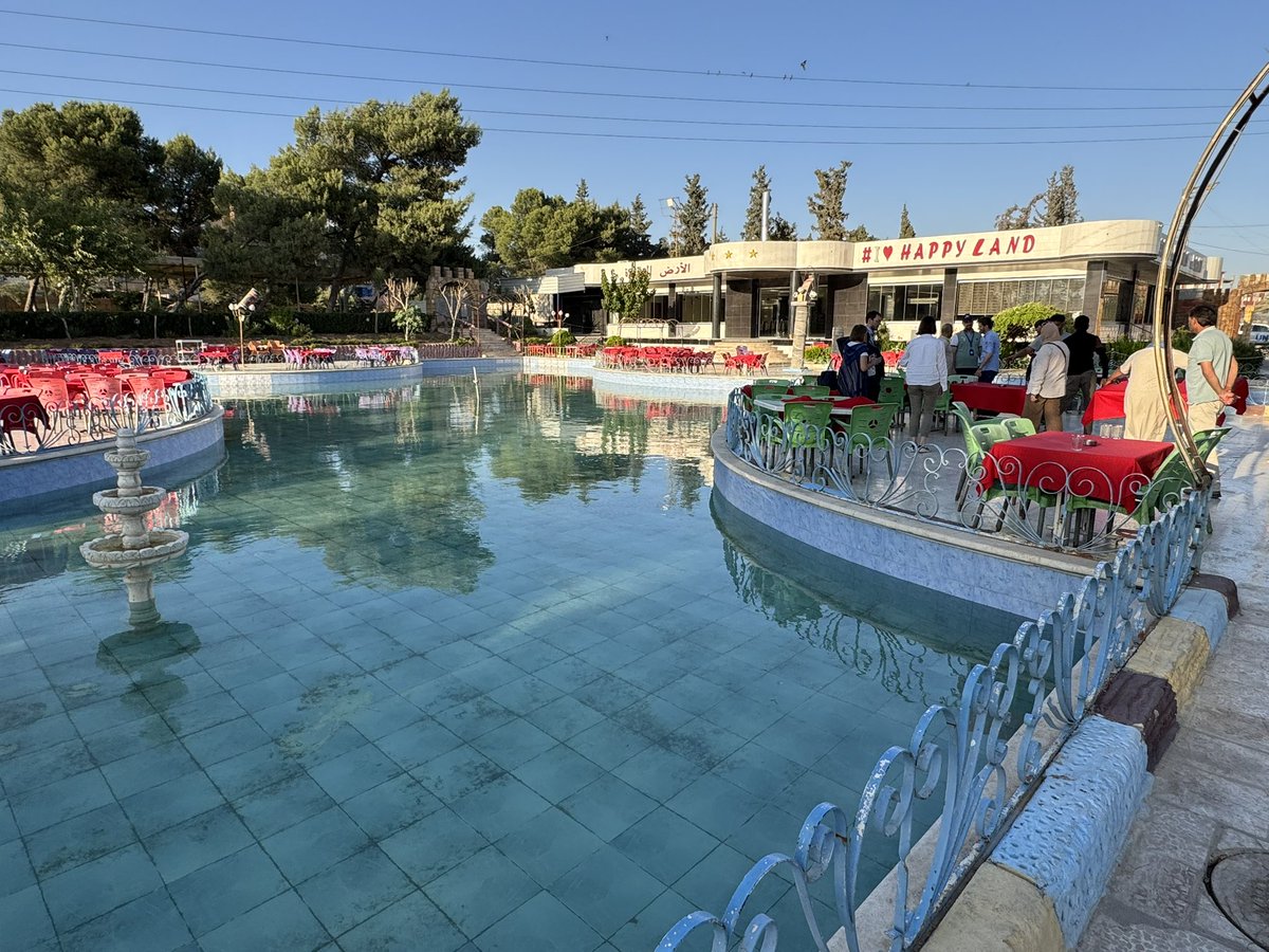 SwissAmbLEB's tweet image. Delighted to see how well Raqqa city🇸🇾 is recovering from the horrors of ISIS and the war against it. Much of the city has been rebuilt, even parks are back, the main streets lit and full of life.