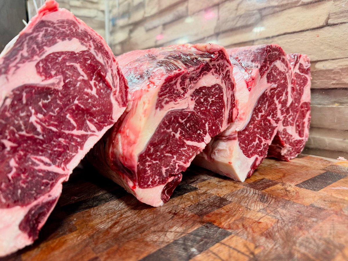 higginsbutchers's tweet photo. Not all beef is created equal 🔥🔥🔥
We handpick each cut, dry age it slowly on the bone, and let time do what shortcuts can’t. https://t.co/9mwAbbnrdp