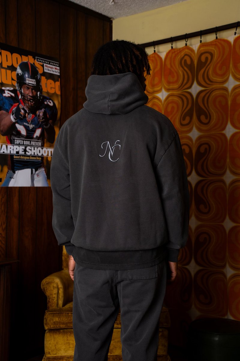 EIGHTYFOUR (@eightyfourclo) on Twitter photo For the ones who stay up late talking about everything and nothing.
The Lovers hoodie, made for the night shift.
eightyfour.com/products/lover…
<a href="/ShannonSharpe/">shannon sharpe</a> <a href="/ochocinco/">Chad Johnson</a> <a href="/NightcapShow_/">Nightcap</a> For the ones who stay up late talking about everything and nothing.
The Lovers hoodie, made for the night shift.
eightyfour.com/products/lover…
<a href="/ShannonSharpe/">shannon sharpe</a> <a href="/ochocinco/">Chad Johnson</a> <a href="/NightcapShow_/">Nightcap</a>