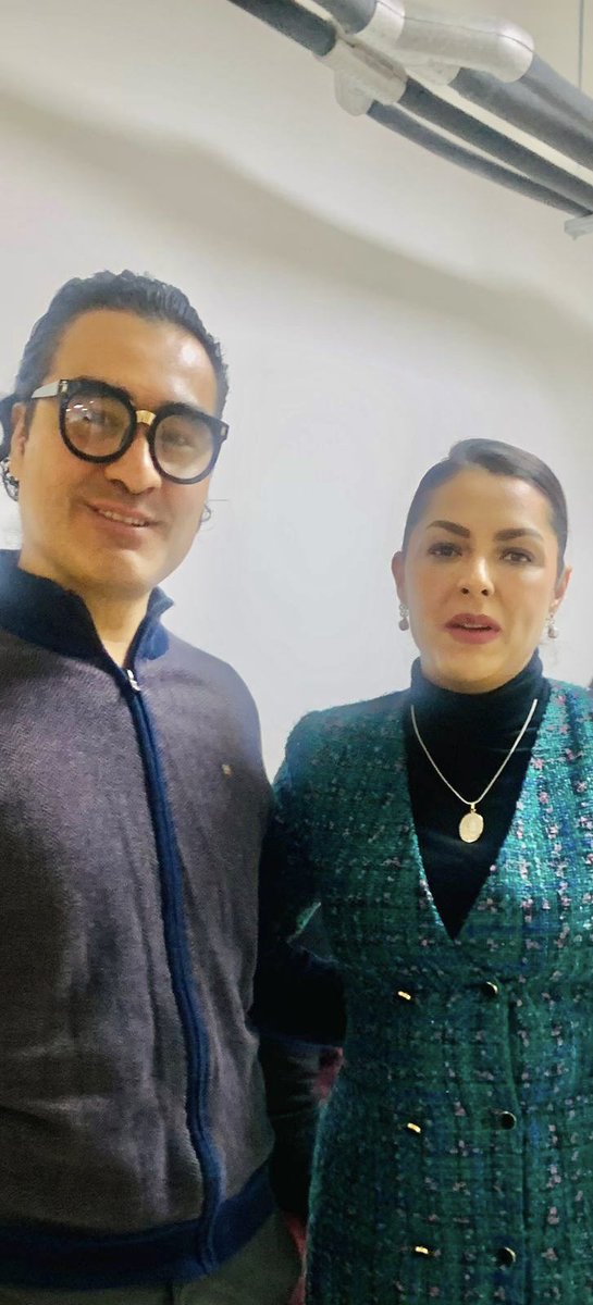 Obed_Olivares's tweet image. 🔴Un gusto saludar a la querida Compañera Daniela Cordero @DanielaCordAre Titular del Fondo para el Desarrollo Social de la Ciudad de México 🏙️ @FondesoCDMX, donde está haciendo un extraordinario trabajo por los Capitalinos de esta Ciudad.
@martibatres