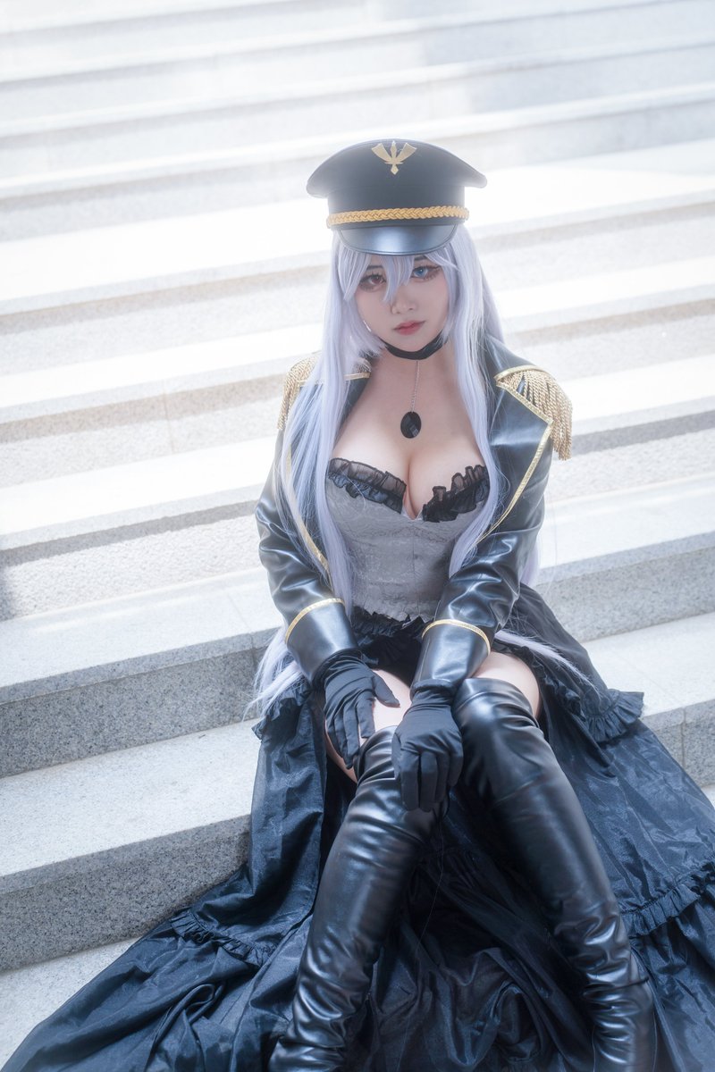 ChoBaNeulLin's tweet photo. 06 COMICW. SUN                              

[그 비스크 돌은 사랑을 한다 My Dress-Up Darling -  블랙 로벨리아 Black Lobelia]  

M. @_doaaaaaaaah

#cosplay #COMICW #OSCO #コスプレ #MyDressUpDarling #BlackLobelia https://t.co/SCBA1WHKup
