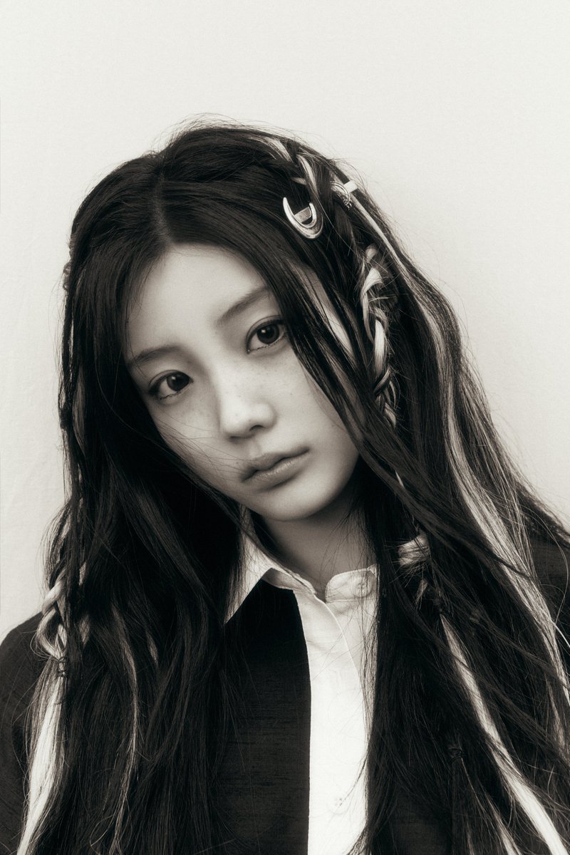 Happy 18th birthday to WONHEE of ILLIT!