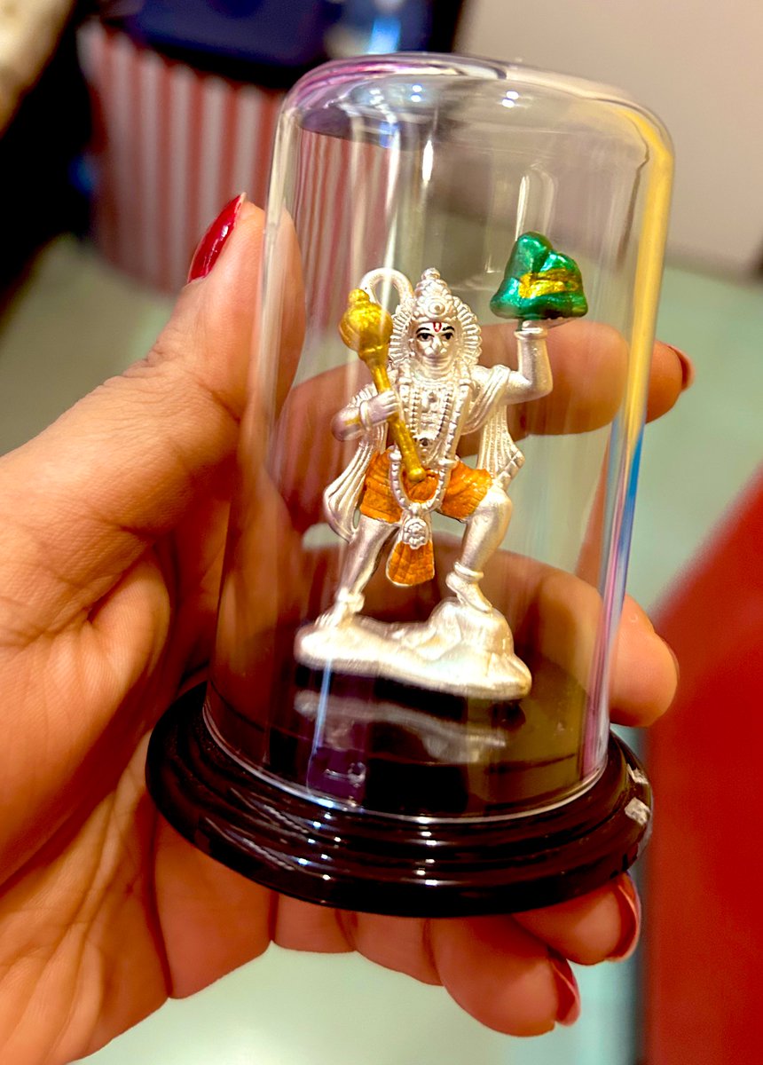 Aesthetic toh nahi hai lekin bas yahi hai. 🙏🏻