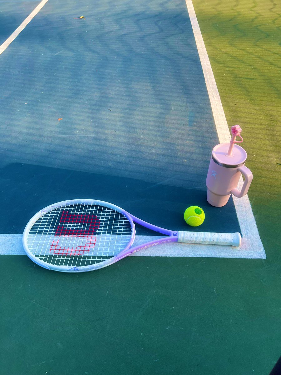 Elena🌸 tweet media