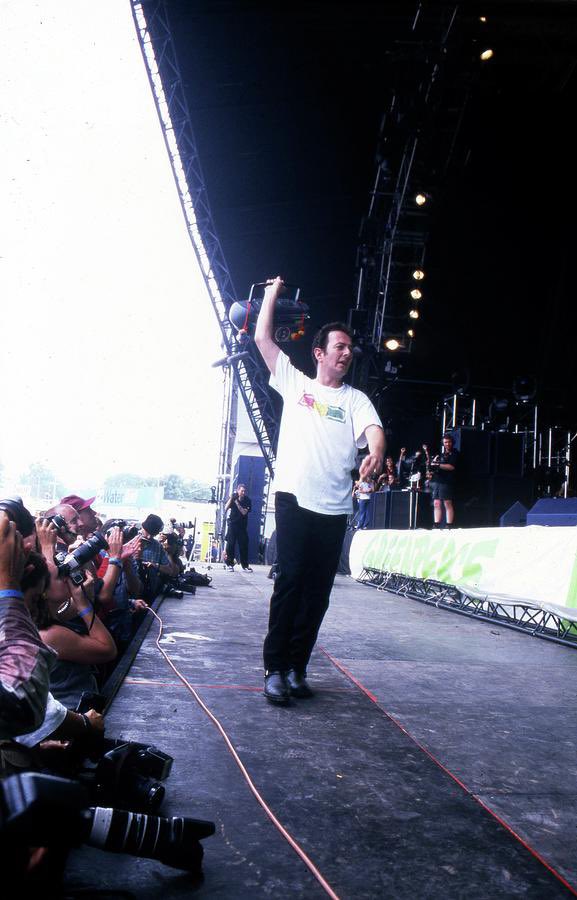JoeStrummer's tweet image. “Going to festivals is one of my favorite things to do, and I’m always thinking, this is not meaningless. There’s something about getting together,” Joe Strummer.
The Strummerville stage returns to @glastonbury with our friends at the @joestrummerfund
📸 Martyn Goodacre