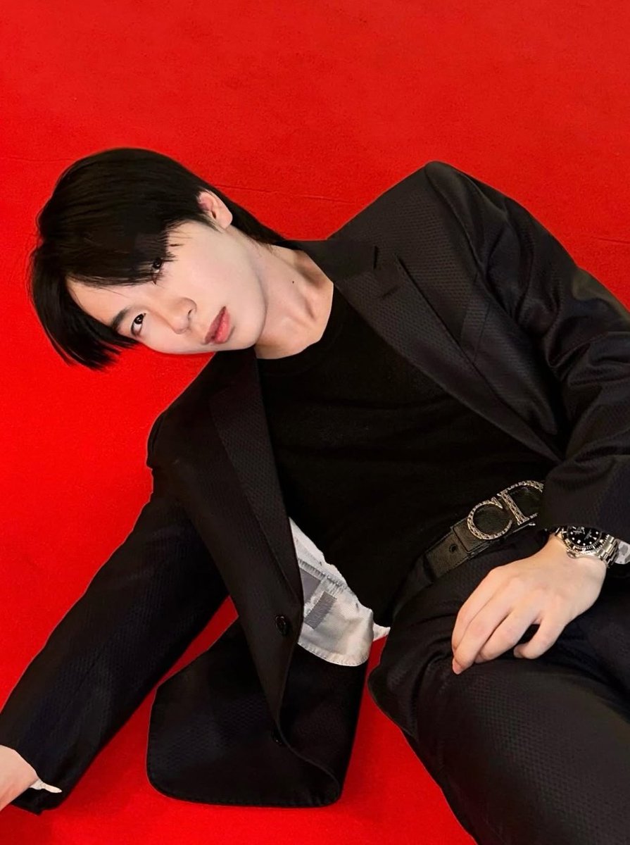 Pornwika6's tweet photo. ใจเจ้บบมาก หล่อเกินกำหนดสุดๆ😭😭😭😭
#PEERABOON #Boon_2HOUSES https://t.co/SOZO8sqAOI