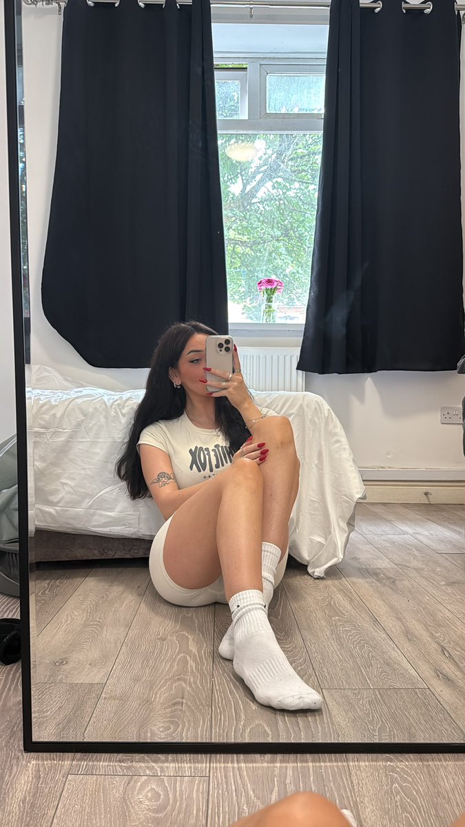 Who likes my new mirror 🤭
