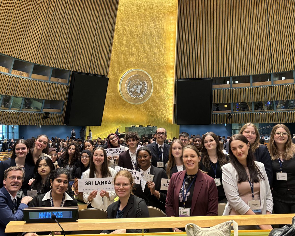 🌍 𝗦𝗶𝗺𝘂𝗹𝗮𝘁𝗶𝗼𝗻 𝗢𝗡𝗨, une expérience stimulante et inoubliable pour notre délégation de 24 étudiant(e)s en Sciences humaines et Double DEC — Environnement et enjeux planétaires! #cegepmaisonneuve #collegemaisonneuve #cégep #études