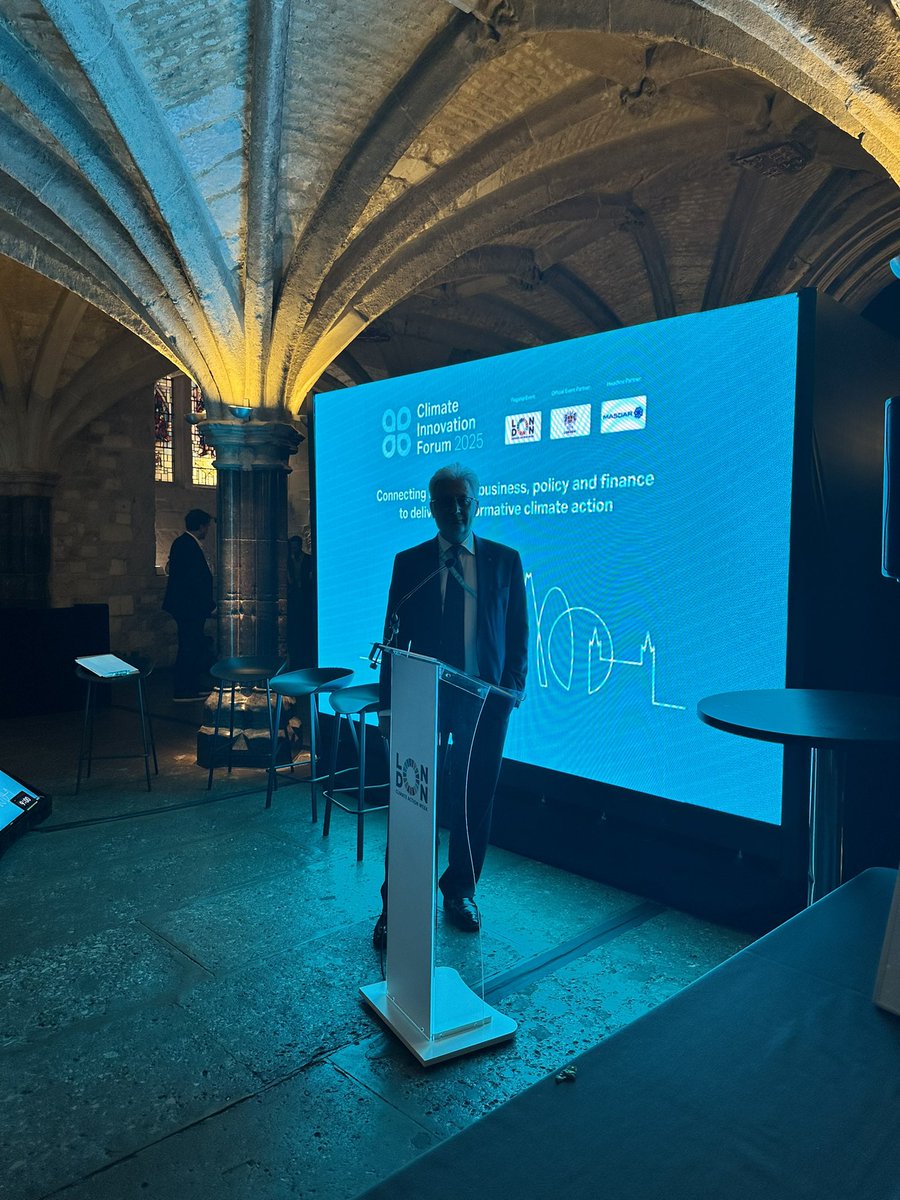 OvaisSarmad's tweet image. Pleasure to be at #London Climate Innovation Forum 2025 today during #LondonClimateWeek #LCW. Encouraging to witness the excitement &amp;amp; enthusiasm at the events &amp;amp; discussions in the halls &amp;amp; corridors of London #Guildhall. There are many events focused on real-life #ClimateAction