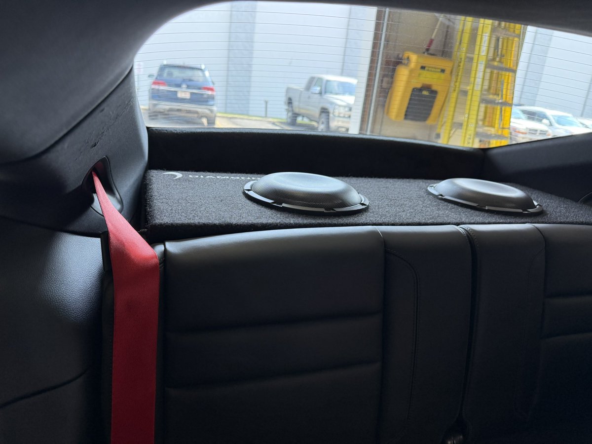 tomsniper's tweet image. #Porsche911 woofer upgrade. #Lovemywork