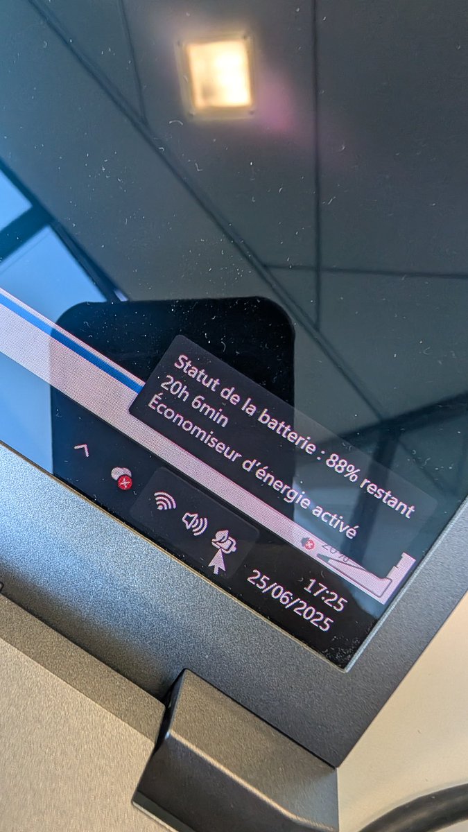 L'ordinateur a plus d'autonomie que moi... (Ceci n'est pas un bug) <a href="/AcerFrance/">Acer France 🇫🇷</a>