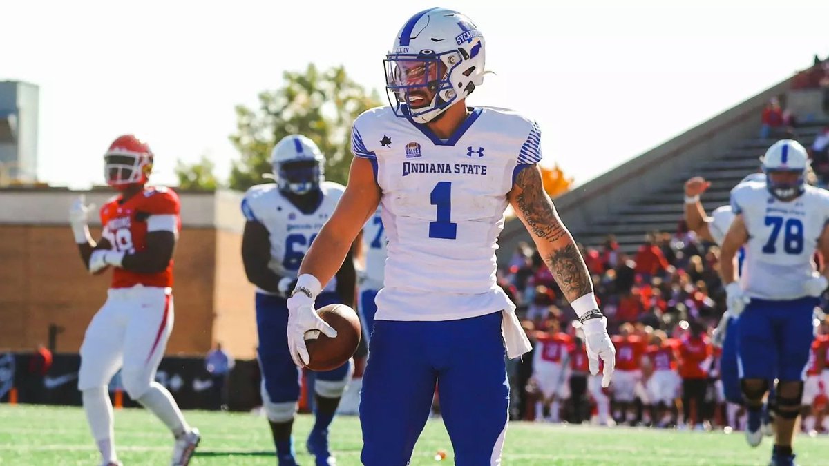 WalterJones06's tweet image. After a great conversation with @CmalryMallory I have been blessed to receive an offer from Indiana State University!!
@CoachOverton_ @StRitaFootball @CoachJayBanks @CoachMHopkins @EDGYTIM @CoachJTBear @AllenTrieu @IndStFB