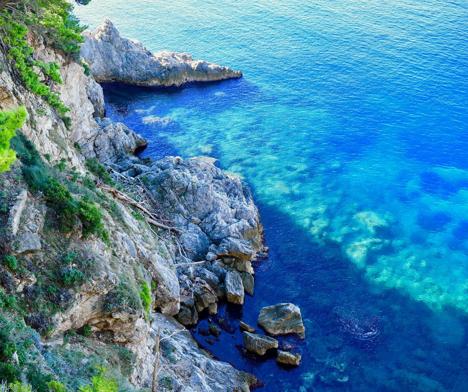 Sail through Croatia’s islands in style with our Ultimate Island Hopping Adventure Tour.

From Split to Vis and Hvar, enjoy private guides, luxury stays, and curated excursions. Discover the Adriatic at your own pace. 

Now booking for 2025 &amp; 2026.

bit.ly/3XCVU4u