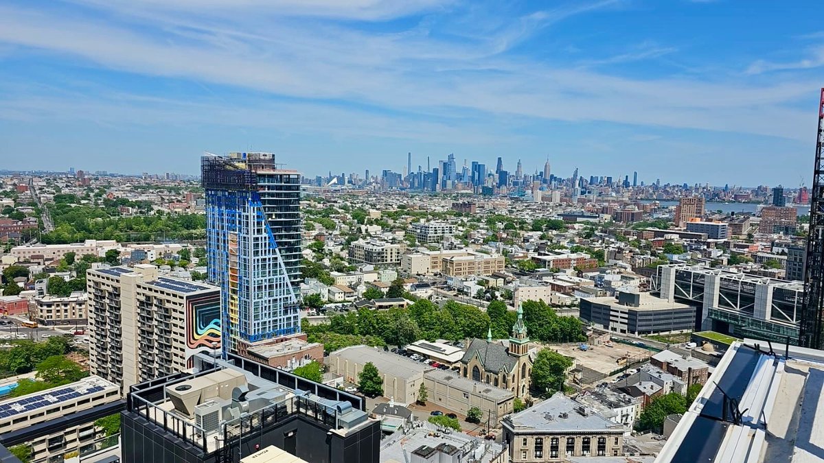 GSecureTech's tweet image. Every connection counts especially at this height. We’re walking the space before kicking off a full low voltage buildout next week in Jersey City. Planning with precision is key, and the view? Just a bonus. 💪🏻 #globalsecuretechnologies #lowvoltage #jerseycity #smartbuilding