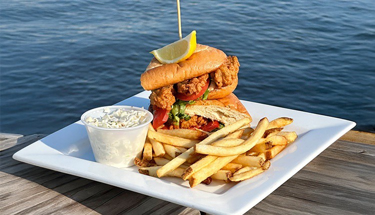Here’s your guide to the top local spots for seafood and summer eats, each one sure to elevate your coastal getaway with unforgettable flavors.

Read more 👉 lttr.ai/Afchm

#CrystalCoast #Seafood #FreshSeafood
