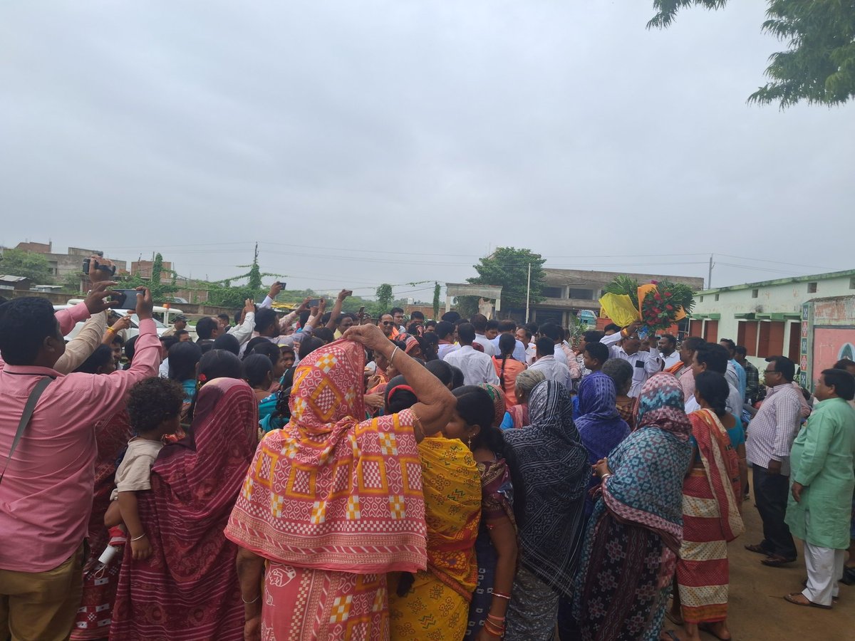 NACKANTABANJI (@nackantabanji) on Twitter photo Today the House Committee of Hon'ble MLAs lead by Sri Laxman Bag, Hon'ble, MLA, Kantabanji has been welcomed at Kantabanji NAC during on-the-spot visit by House Committee to Balangir District. In this occasion, the committee visited Pampu Talab of Kantabanji NAC.
<a href="/CollectorBgr/">Collector & DM, Balangir</a> Today the House Committee of Hon'ble MLAs lead by Sri Laxman Bag, Hon'ble, MLA, Kantabanji has been welcomed at Kantabanji NAC during on-the-spot visit by House Committee to Balangir District. In this occasion, the committee visited Pampu Talab of Kantabanji NAC.
<a href="/CollectorBgr/">Collector & DM, Balangir</a>