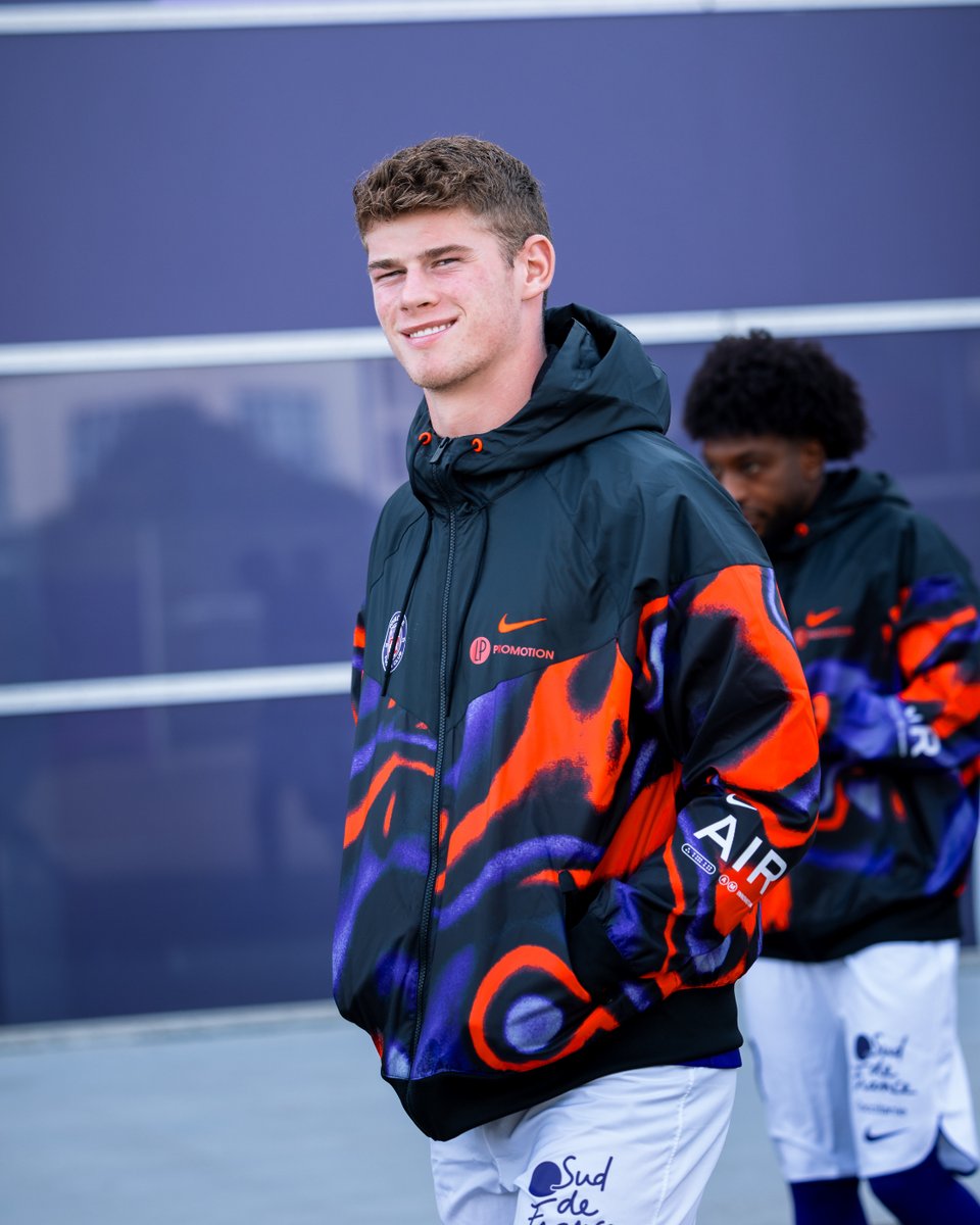 ToulouseFC's tweet photo. Soir de demi-finale de l'𝗘𝘂𝗿𝗼 𝗘𝘀𝗽𝗼𝗶𝗿𝘀 pour trois de nos Violets !

Charlie 🏴󠁧󠁢󠁥󠁮󠁧󠁿 à suivre à 18h00 face au Pays-Bas.
Guillaume et Noah 🇫🇷 à suivre à 21h00 face à l'Allemagne.

Forza Viola 💪😈 https://t.co/JO4FOyc8WO