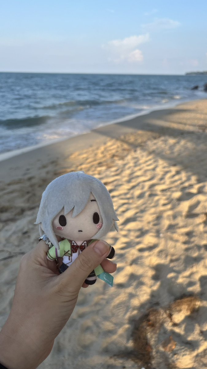 shigyeo's tweet photo. oomf core 🌊🌱🦦 https://t.co/LsgKYzgLVr