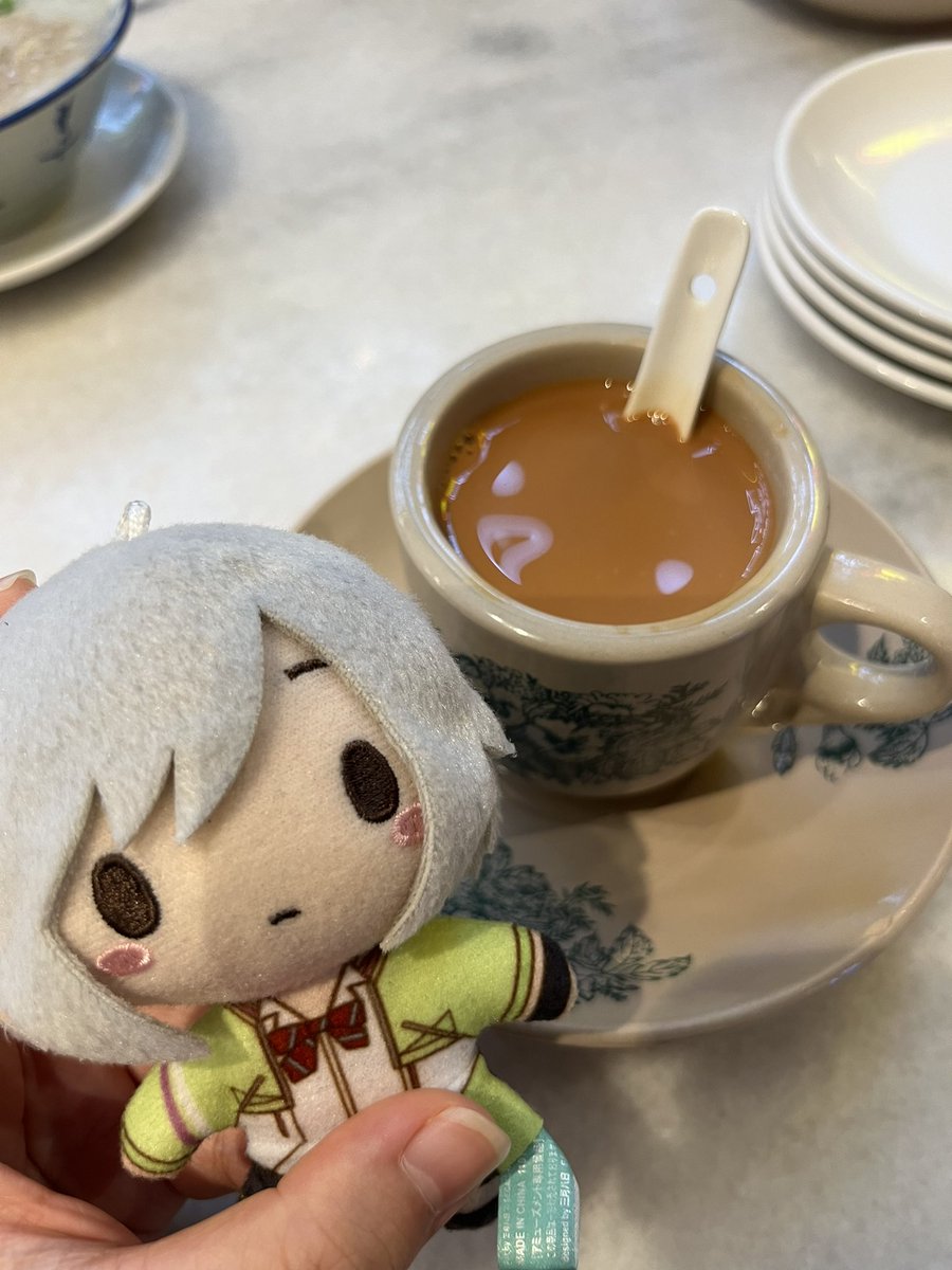 shigyeo's tweet photo. Always Eatinf https://t.co/f4FenkNUtM