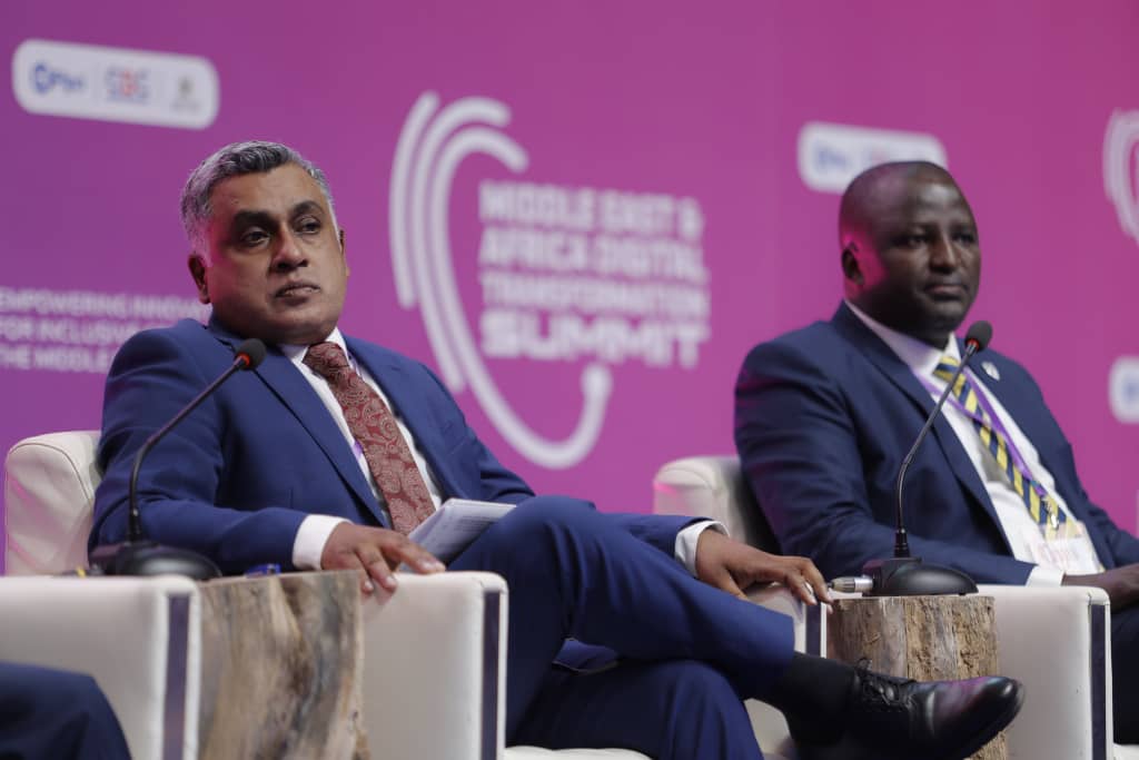 Shunamite256's tweet photo. 💡Global Tech Meets Local Vision:
Through monthly virtual sessions and an annual in-person summit in Kampala, this exclusive symposium unites tech pioneers, policymakers, and academics to empower Uganda’s future as a regional technology hub
#SIASug
#SIASInternational https://t.co/NOMBPN8fHV