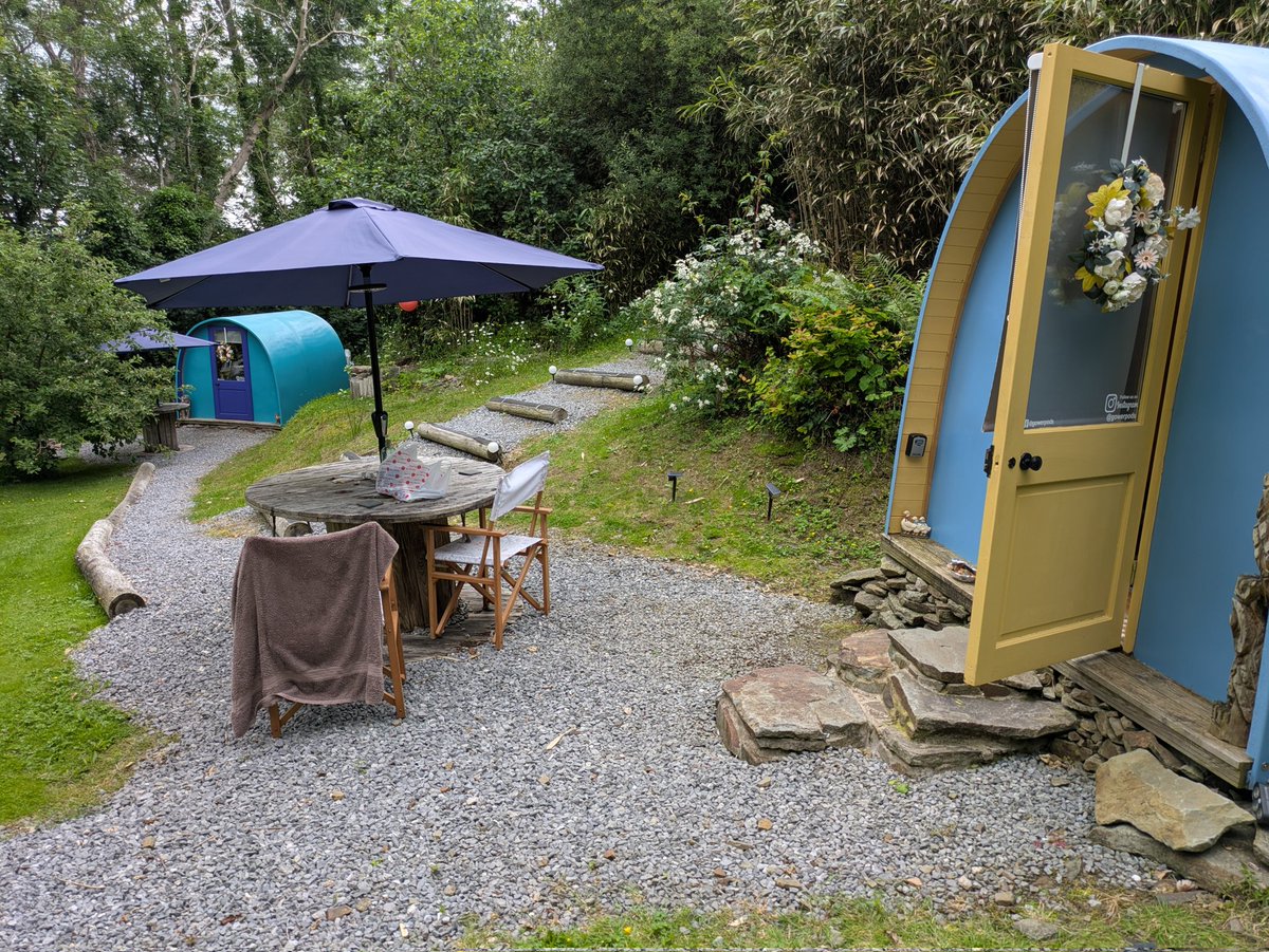 TheCrossedWord's tweet photo. Fabulous stay at #GowerPods for a pace change, a much needed break and long weekend. Our host Katie couldn't have been friendlier or more helpful. Beautiful to wake up to the birdsong and rustling trees. As seasoned campers, we loved our stay here and would recommend to anyone. https://t.co/ewLFKMe72d