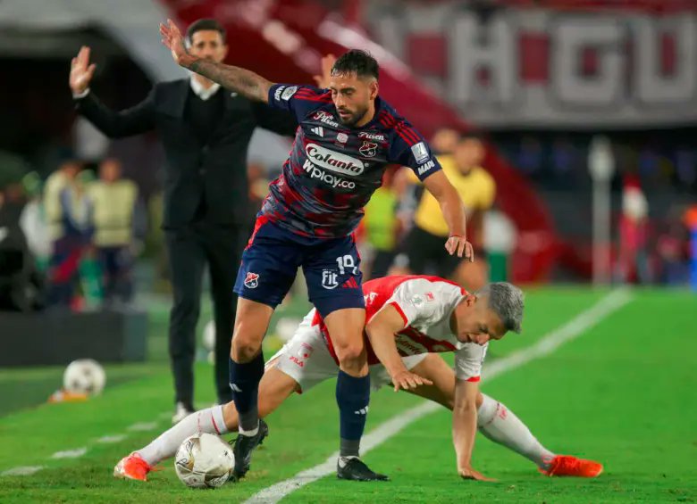 ⏱️Tiempo efectivo de juego en la final entre Santa Fe y el DIM, según OPTA

👉De 103:49 minutos, solo se disputaron 47:08

📌Santa Fe perdió 17:41 minutos, mientras que Medellín perdió 39:00

📻Vea #ElVbarCaracol aquí: acortar.link/qWHM4n